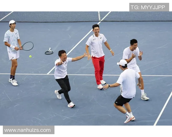 网球战术：广州网球队的整体压制体系